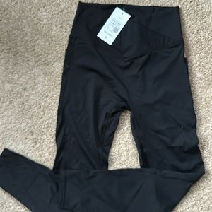 HALARA black leggings, Size M, New with Tags